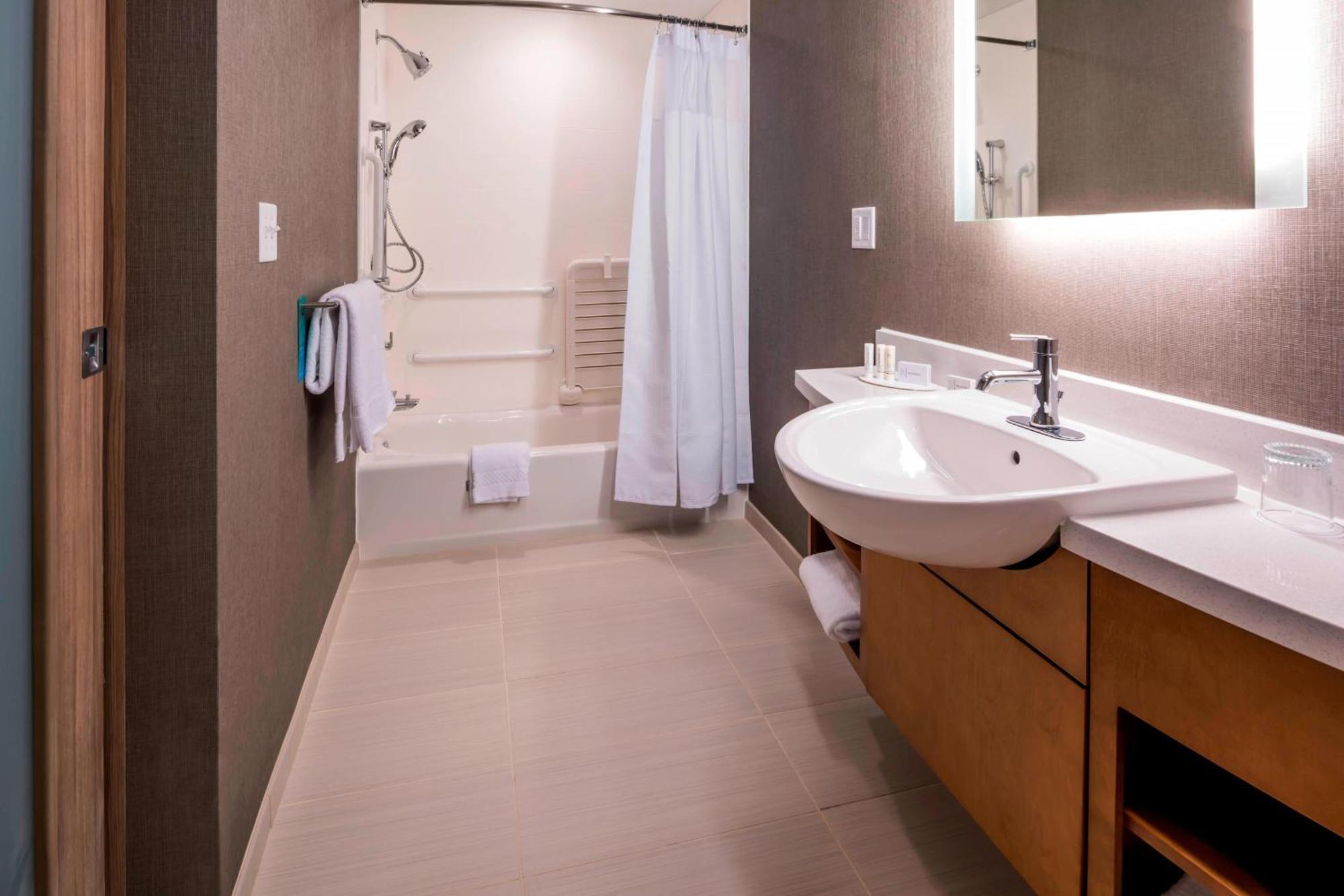 Springhill Suites By Marriott Fishkill Dış mekan fotoğraf
